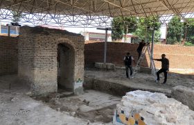 نخستین کاوش باستان شناسی حمام صفوی فرح آباد کلید خورد
