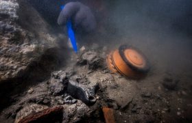 کشف یک گورستان باستانی زیر آب در مصر