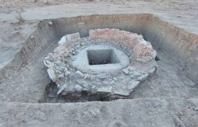 کشف شواهدی از بنایی آرامگاهی و تدفین‌های انسانی در مَراش ماه‌نشان زنجان